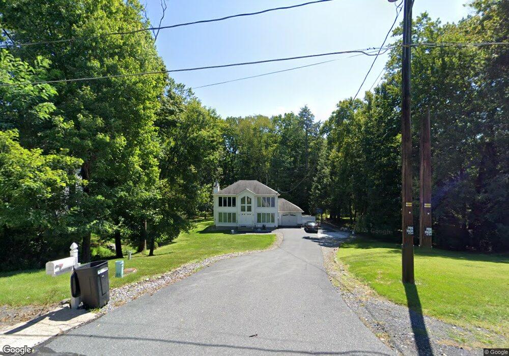 1233 Dreher Ave, Stroudsburg, PA 18360 - photo 1