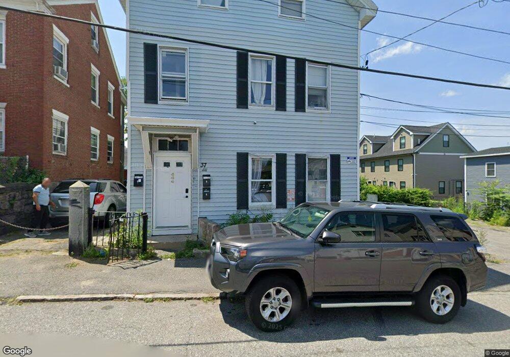 37 Chapel St unit 2, Lowell, MA 01852 - photo 1