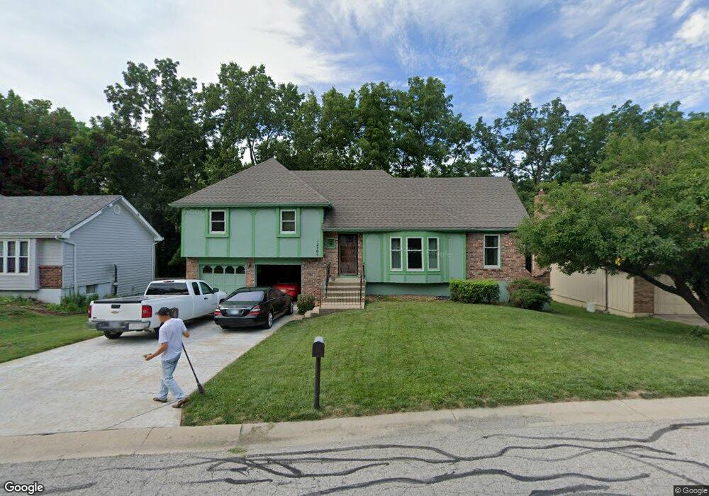 12305 W 72nd Terrace, Shawnee, KS 66216 - photo 1