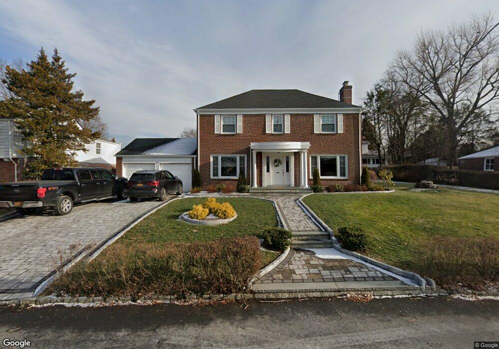 354 Kneeland Ave, Yonkers, NY 10704 - photo 1