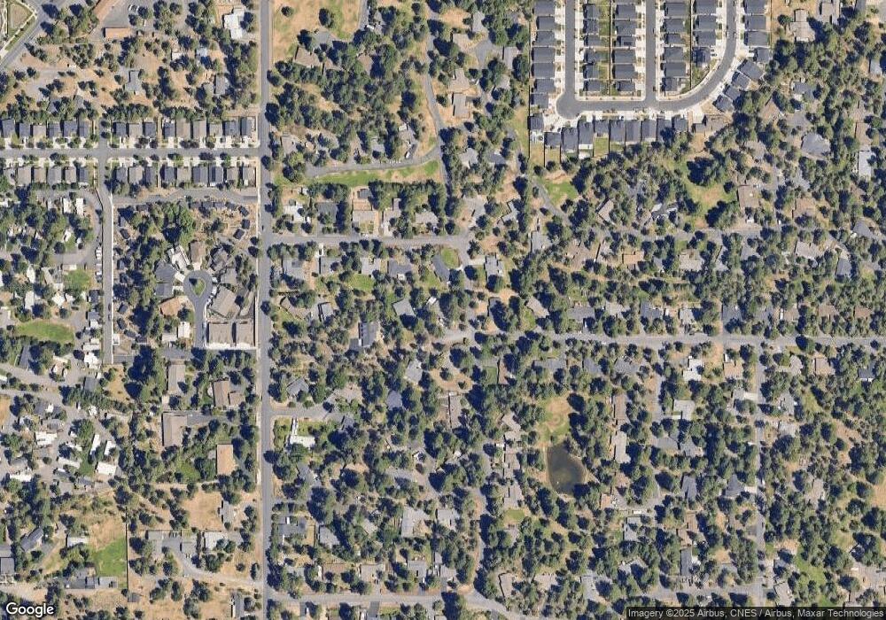 61295 Kwinnum Dr, Bend, OR 97702 - photo 1