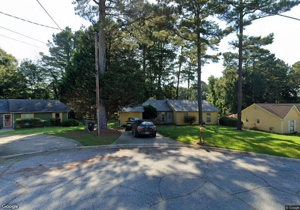 394 Sir Winston Ct unit 4, Jonesboro, GA 30238 - photo 1