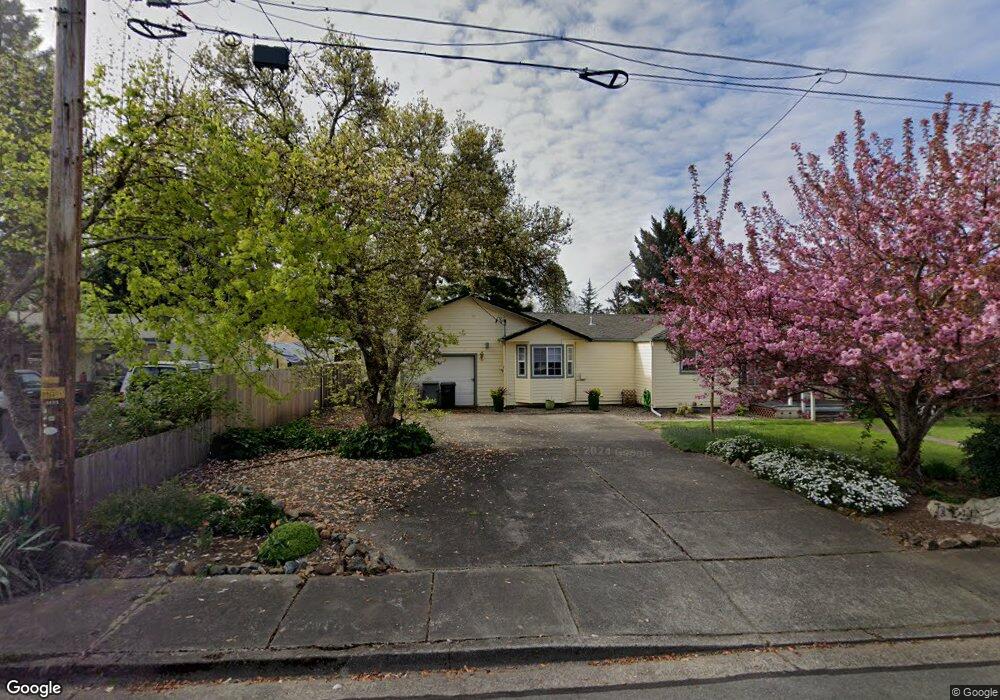 1405 SE Cherry Ln, Grants Pass, OR 97526 - photo 1