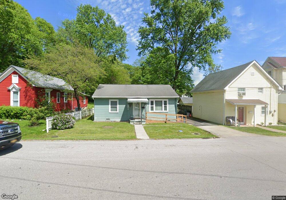 206 N Maple St, Corydon, IN 47112 - photo 1