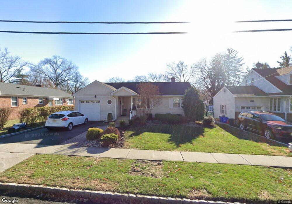 1090 Milton Blvd, Rahway, NJ 07065 - photo 1