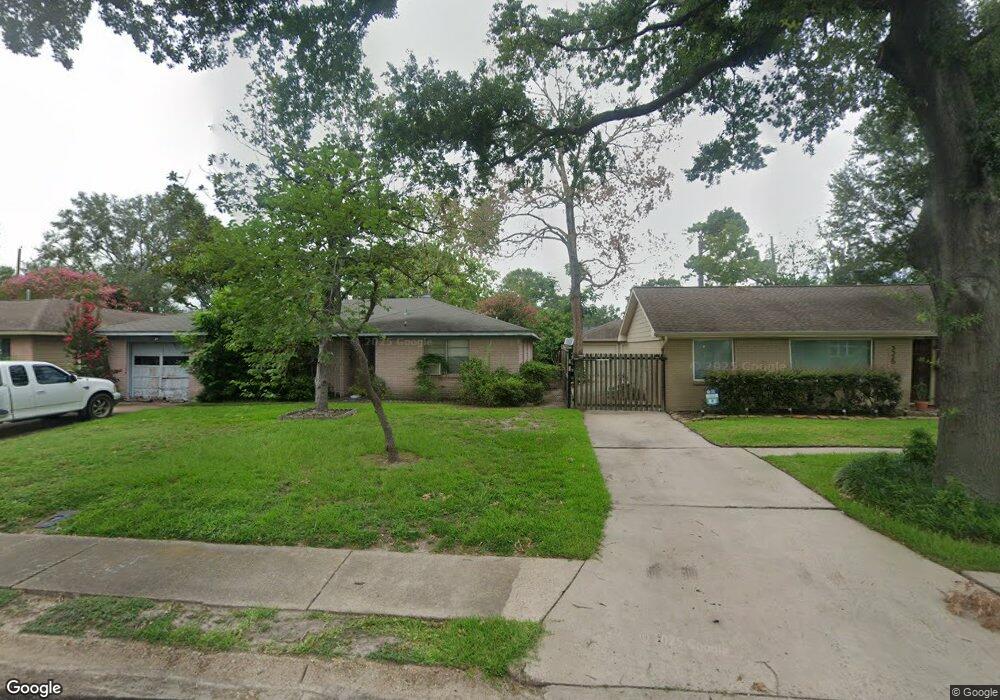 5402 De Milo Dr, Houston, TX 77092 - photo 1