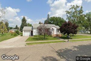 621 3rd Ave S, Wishek, ND 58495