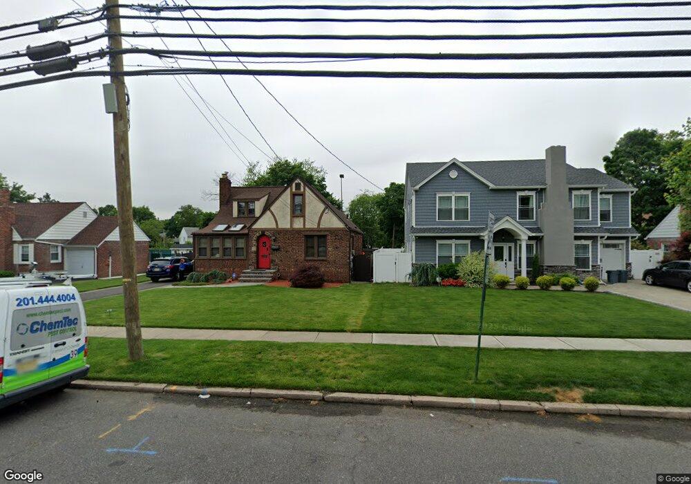 96 Fair Lawn Pkwy, Fair Lawn, NJ 07410 - photo 1