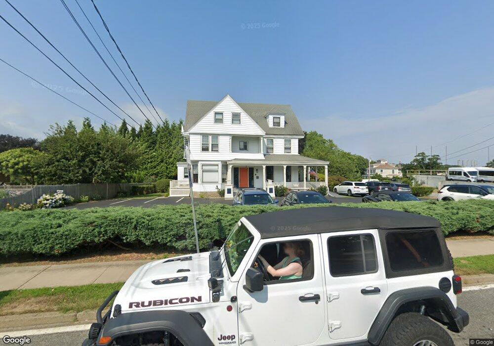 42 W Main Rd, Middletown, RI 02842 - photo 1