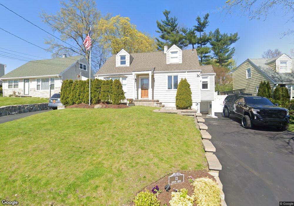 15 Remsen Cir, Yonkers, NY 10710 - photo 1