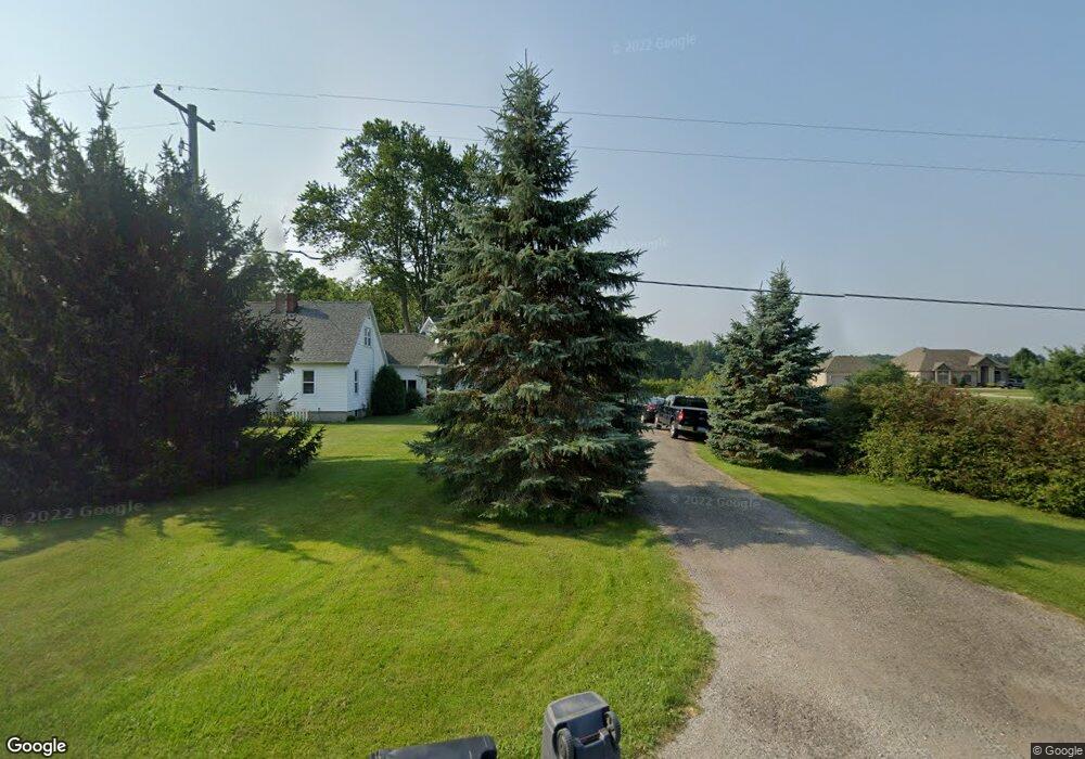 8000 E Curtis Rd, Frankenmuth, MI 48734 - photo 1