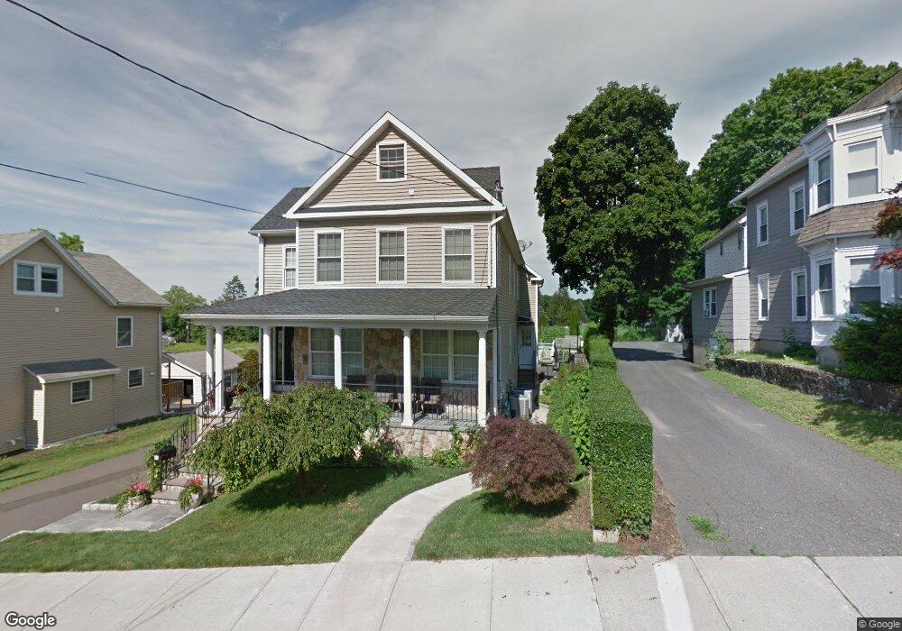 35 Fairfield Ave, Danbury, CT 06810 - photo 1