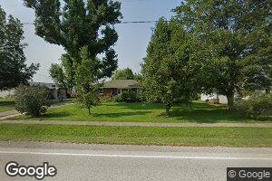 553 E Saint Louis St, Hoyleton, IL 62803
