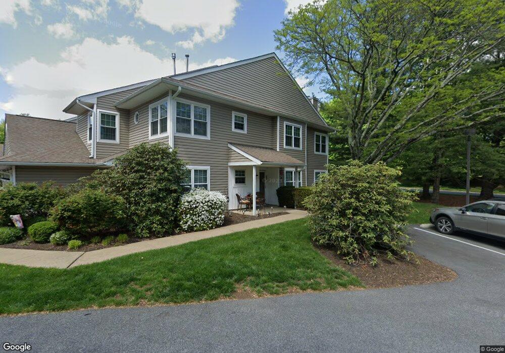 237 Windsor Ct unit 237, Glen Mills, PA 19342 - photo 1