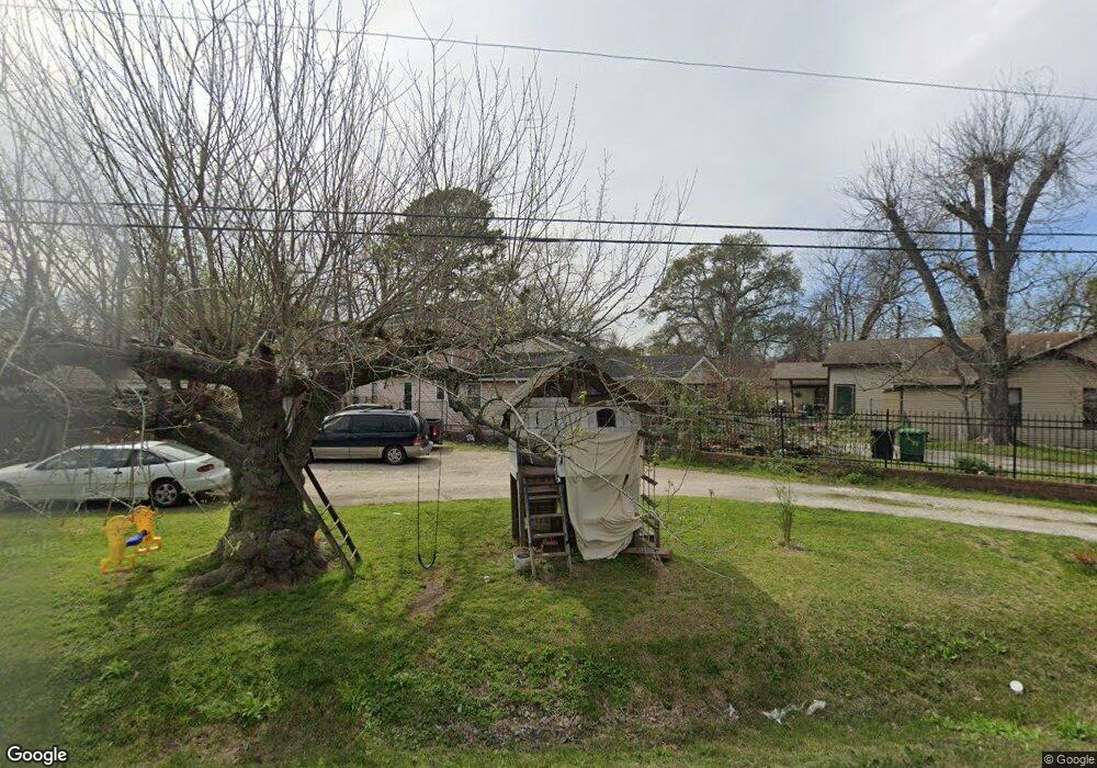 2538 1/2 Aldine Westfield Rd, Houston, TX 77093 - photo 1