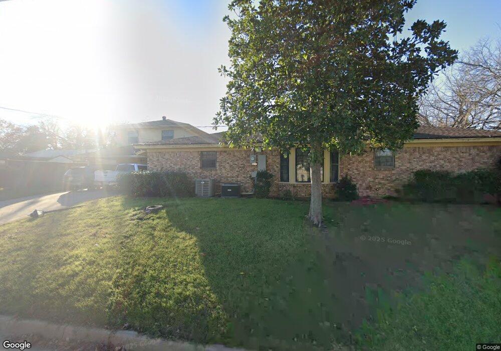 128 Cooper Dr, Hurst, TX 76053 - photo 1