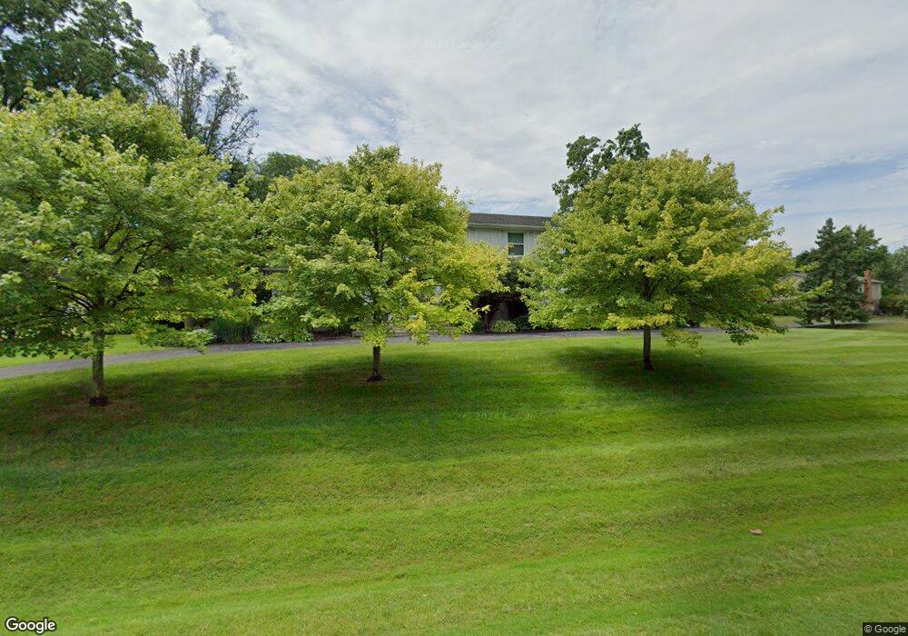 3425 Parkland Dr, West Bloomfield, MI 48322 - photo 1