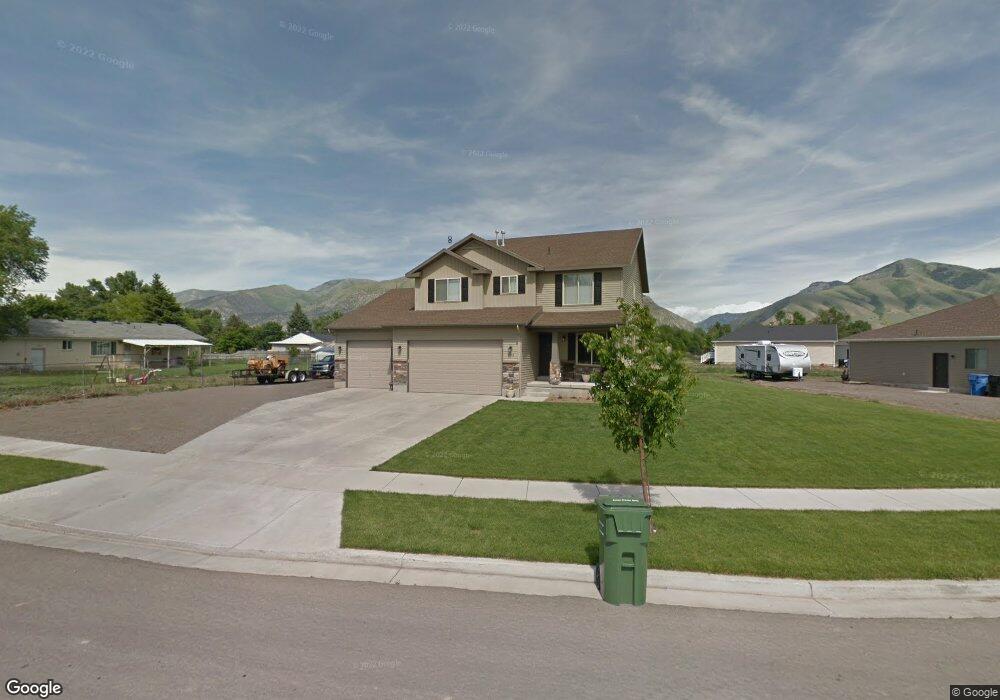335 S 400 E, Hyrum, UT 84319 - photo 1