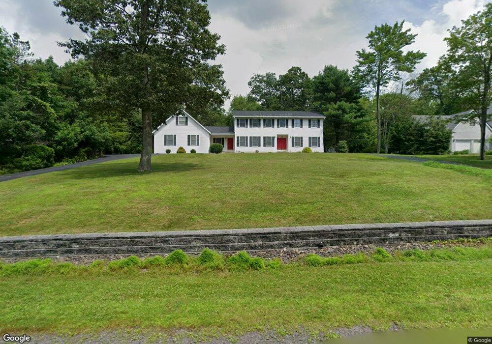 121 Timberwood Dr, Mountain Top, PA 18707 - photo 1