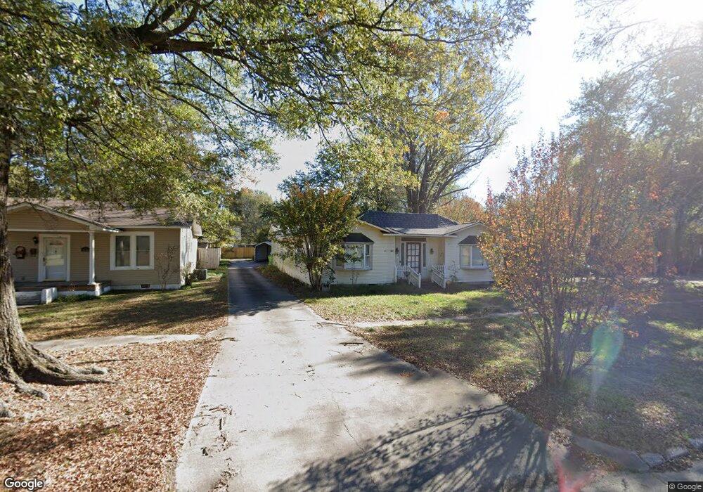 1107 S Grand Ave, Stuttgart, AR 72160 - photo 1