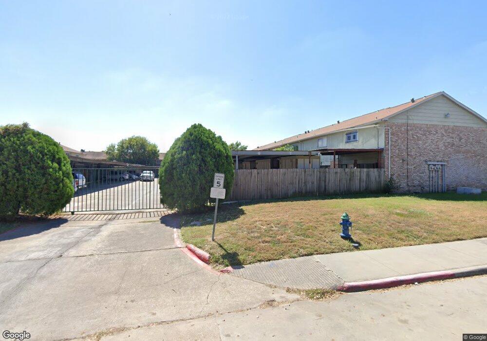 110 Goodson Dr unit 110, Houston, TX 77060 - photo 1