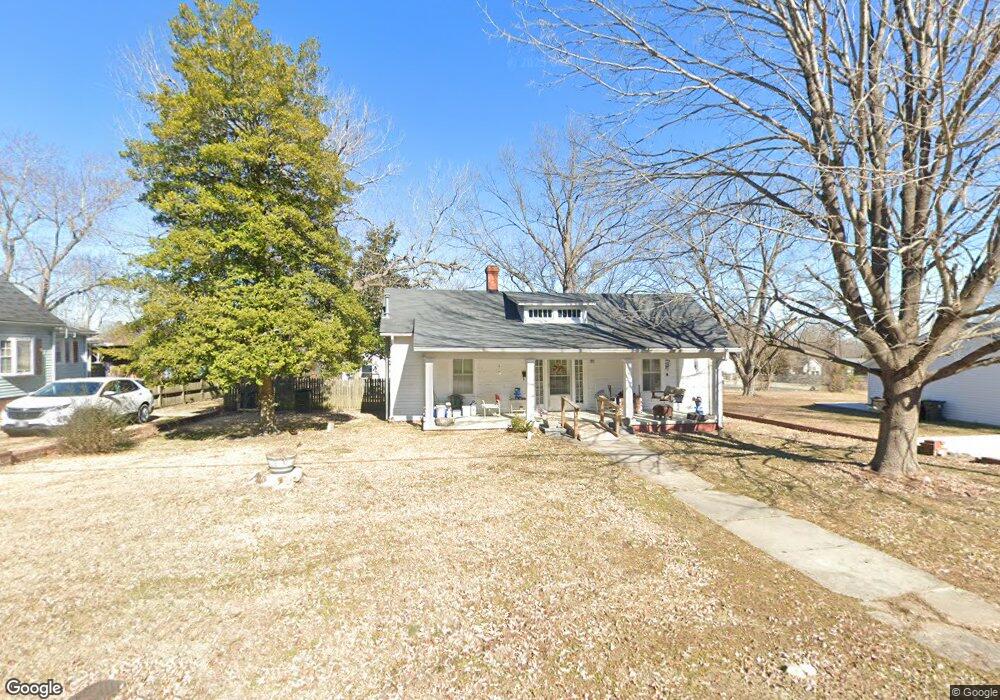 114 W College St, Oxford, NC 27565 - photo 1