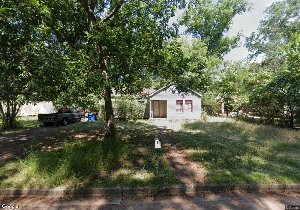 429 Turkey Creek Dr, Kilgore, TX 75662 - photo 1