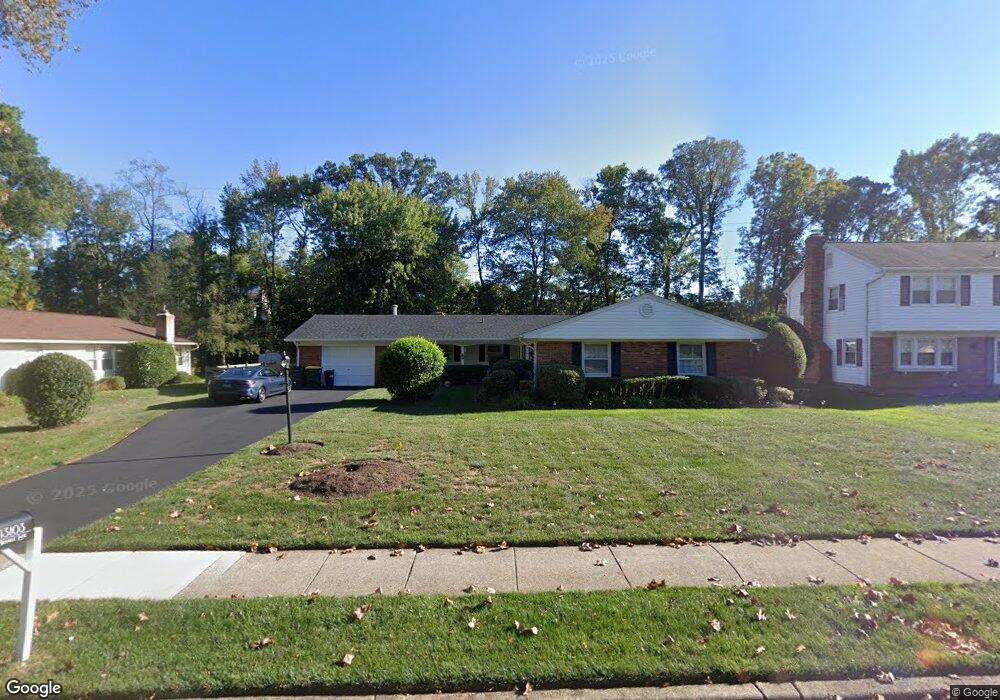 13103 Melville Ln, Fairfax, VA 22033 - photo 1
