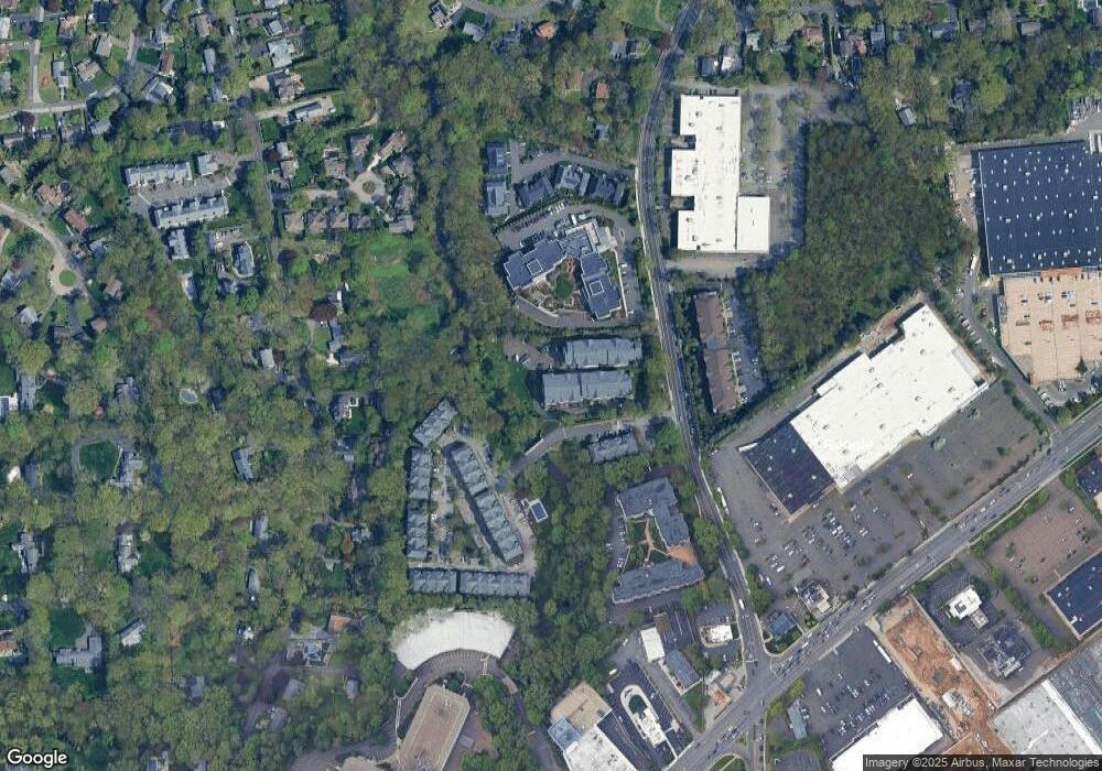 Carriage House unit 2510, Norwalk, CT 06854 - photo 1