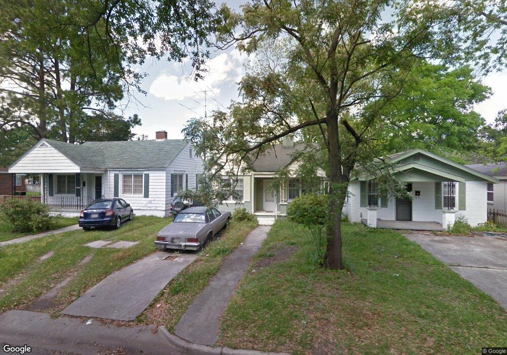 718 W 47th St, Savannah, GA 31405 - photo 1