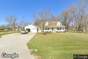116 W Southern Row, Teutopolis, IL 62467