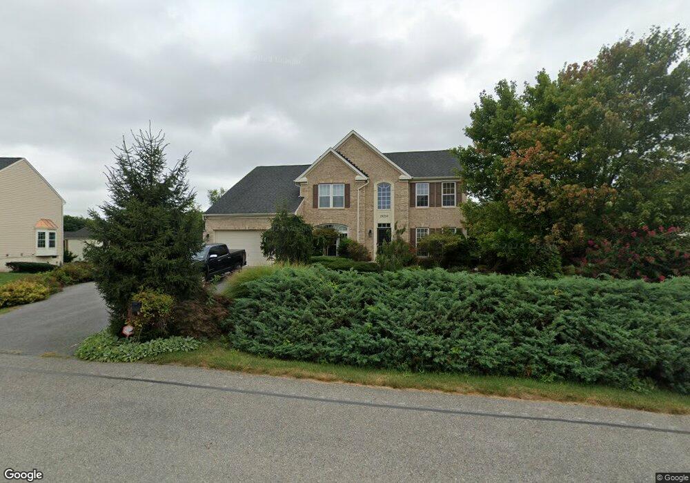 19250 Paradise Manor Dr, Hagerstown, MD 21742 - photo 1