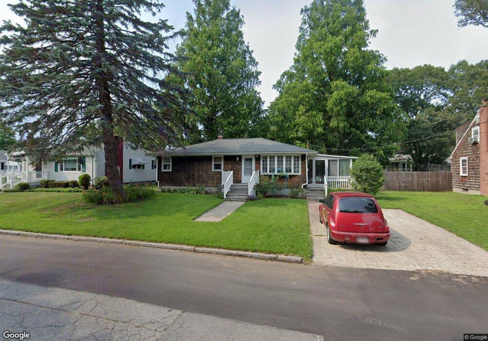 912 Pearce St, Fall River, MA 02720 - photo 1