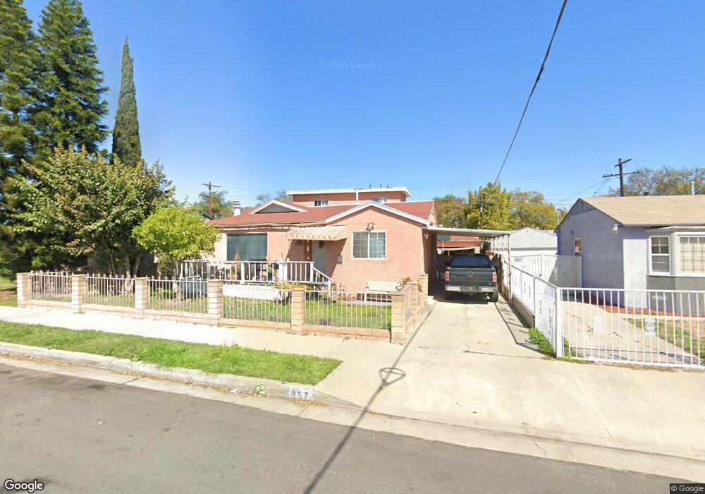 957 E 118th Place, Los Angeles, CA 90059 - photo 1