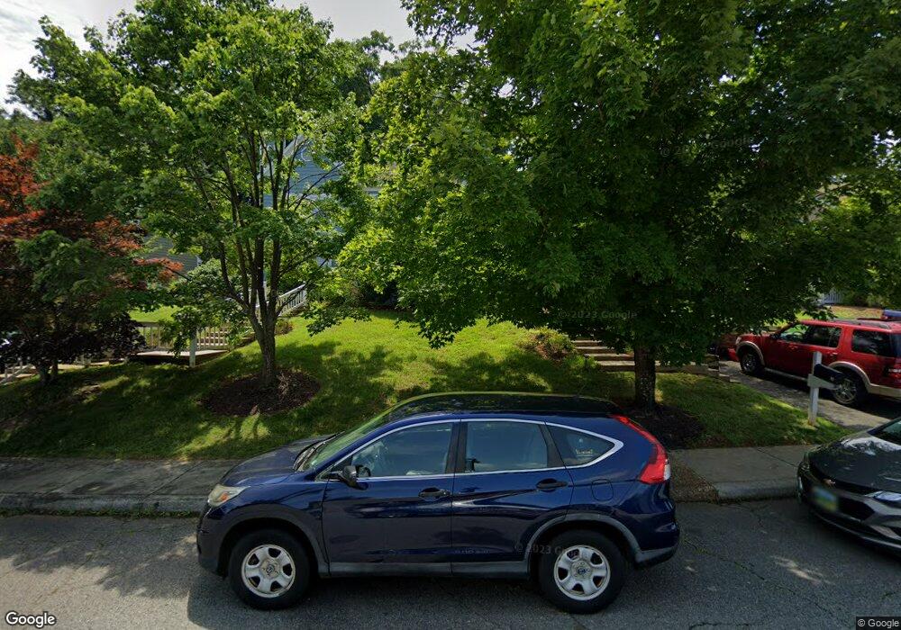 906 Locust Ln, Charlottesville, VA 22901 - photo 1