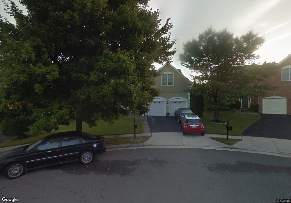 10819 Crippen Vale Ct, Reston, VA 20194 - photo 1