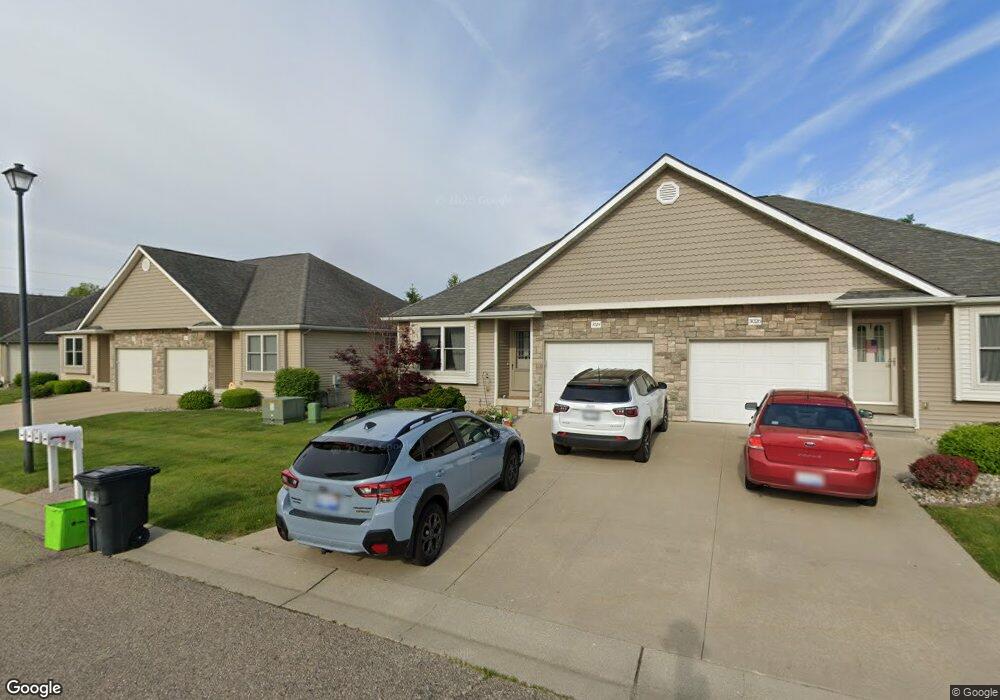 3024 Wyndham Dr unit 9, Flushing, MI 48433 - photo 1