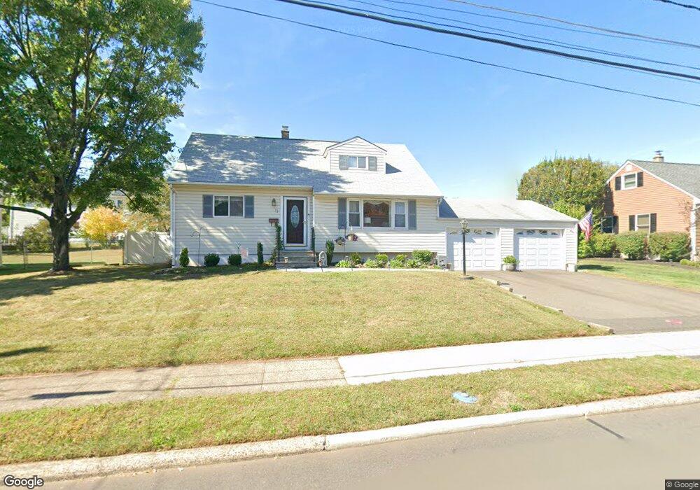 32 Thomas Rd, Somerset, NJ 08873 - photo 1