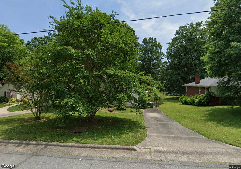 520 E Farriss Ave, High Point, NC 27262 - photo 1