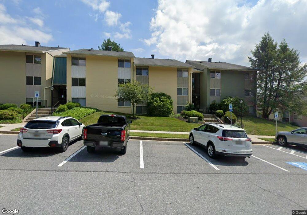 21 Ruxview Ct, Towson, MD 21204 - photo 1