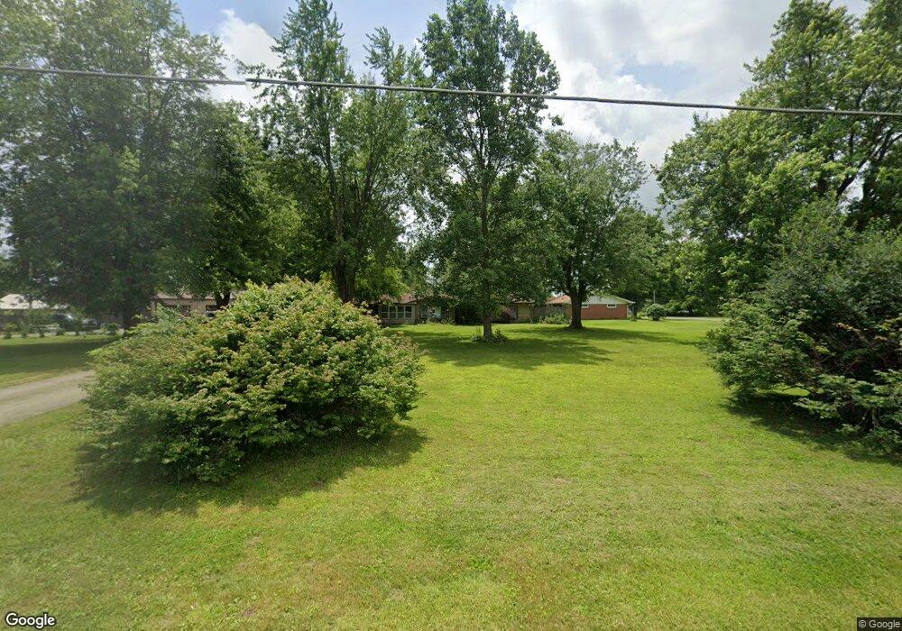 2815 E Cross St, Anderson, IN 46012 - photo 1