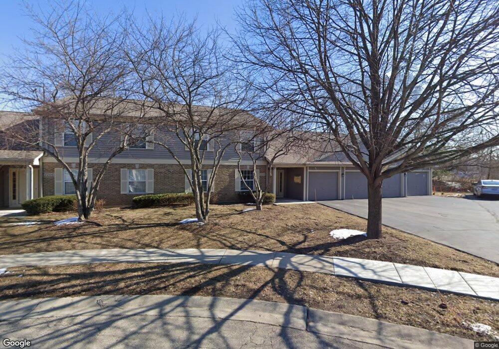 1108 Stratford Ct unit 6B12, Elgin, IL 60120 - photo 1