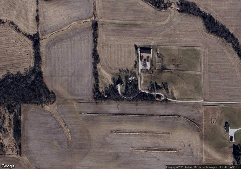 5206 N Center Point Rd, Walker, IA 52352 - photo 1