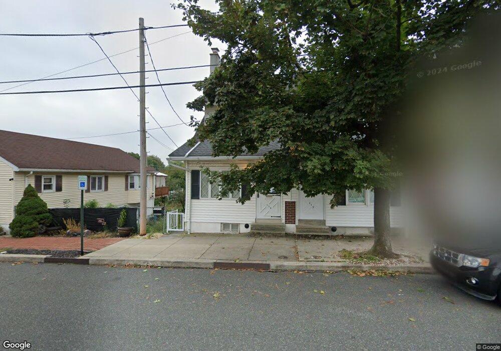 118 N Washington St, Boyertown, PA 19512 - photo 1