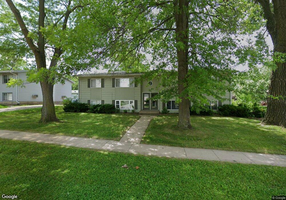 1325 Meadowview Dr, Marion, IA 52302 - photo 1