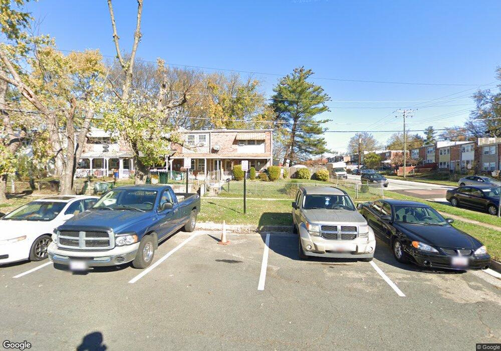 934 Catawba Ct, Halethorpe, MD 21227 - photo 1