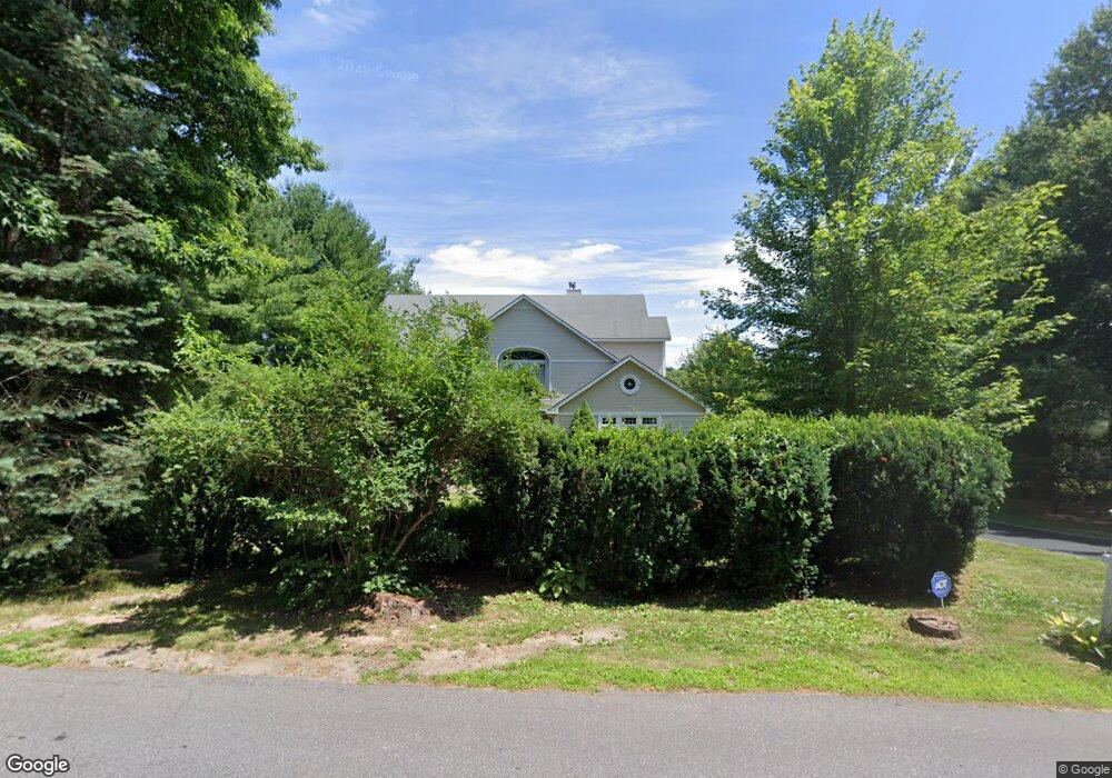 238 Duncaster Rd, Bloomfield, CT 06002 - photo 1