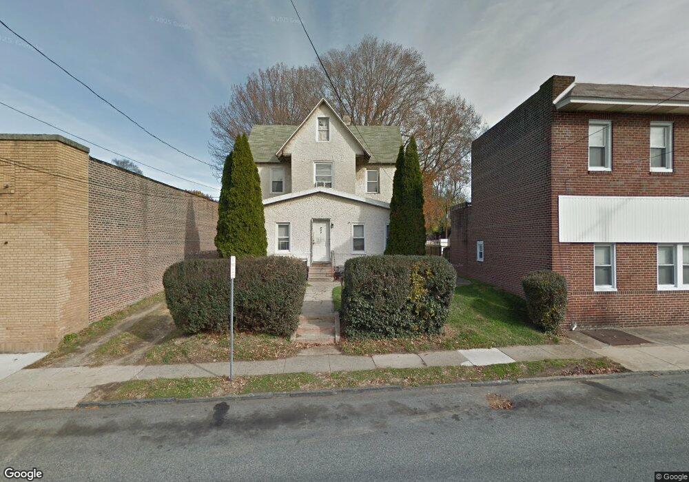 233 Clifton Ave, Darby, PA 19023 - photo 1