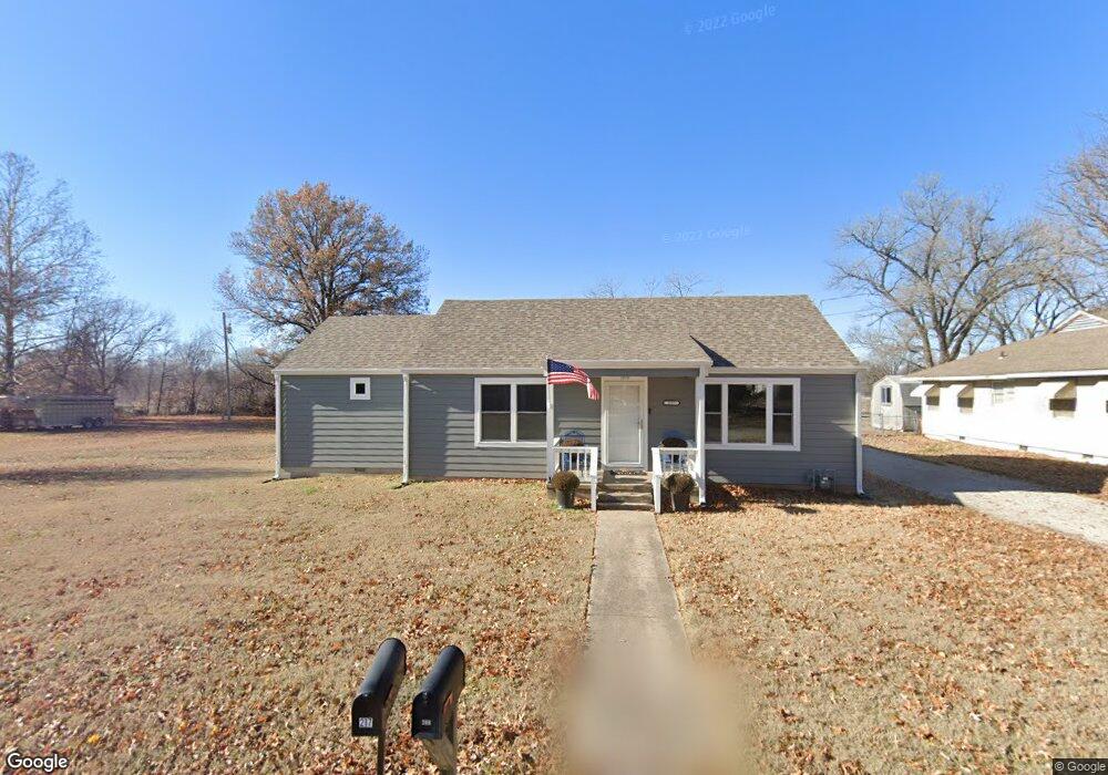 217 S 33rd St, Parsons, KS 67357 - photo 1