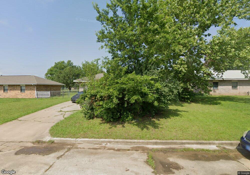 1435 Will Rogers Dr, Cushing, OK 74023 - photo 1